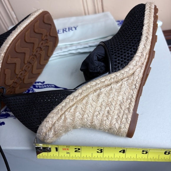 Burberry Mesh Plunge Espadrilles size womens 37 - Picture 16 of 16